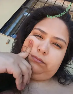 emily726 / emili_726 nude photo #0050