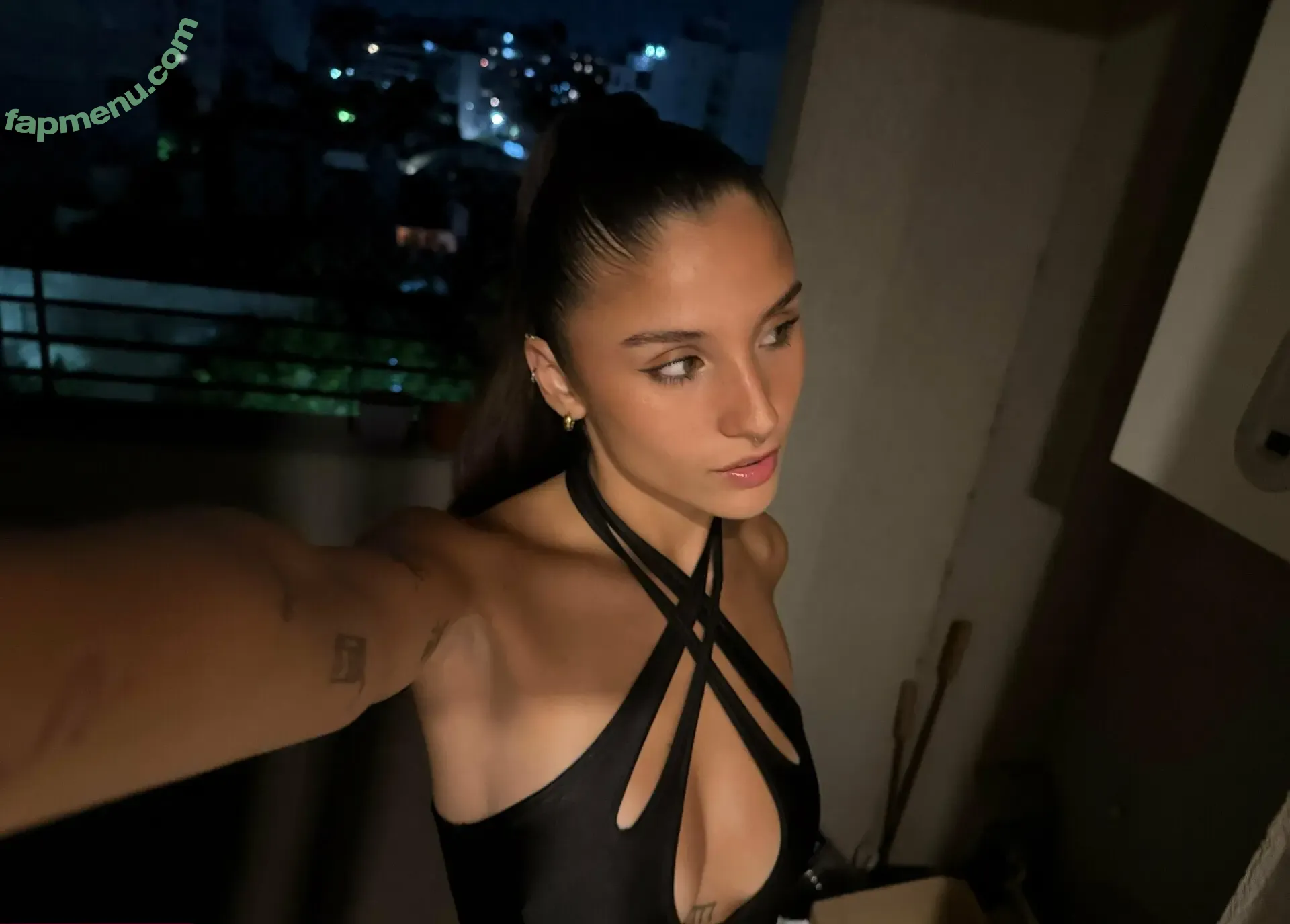 emilybrookss nude photo #0002 (emilybrooks.music)