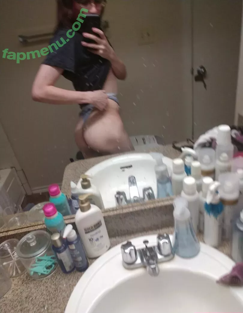 emilybunoof nude photo #0005 (emilybunie)