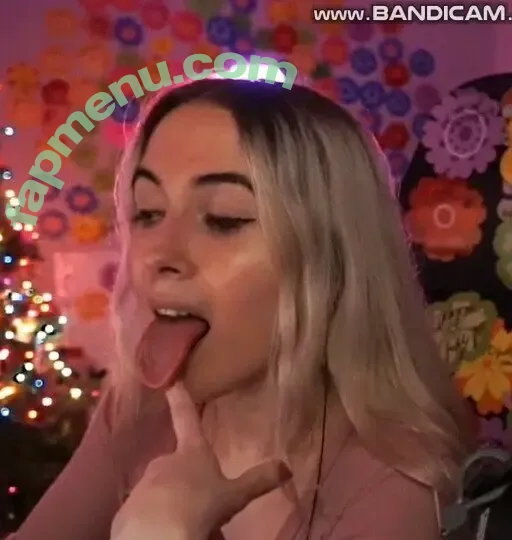 emilycc nude photo #0014 (emilycctwitch / emjayplays)