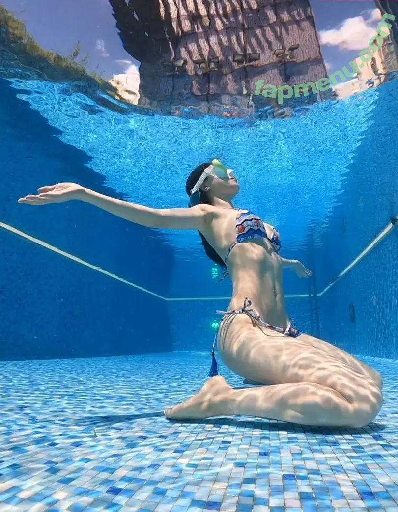 Emilyck Chan nude photo #0009 (emily_0224 / emilyk8z)