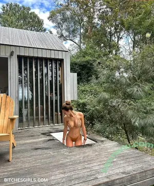  nude photo #0007