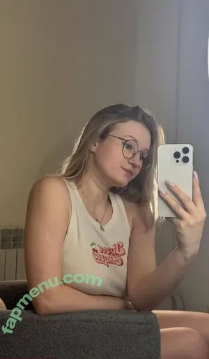 emilyhewell / emhellewell nude photo #0062