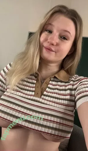 emilyhewell / emhellewell nude photo #0066