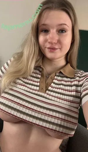 emilyhewell / emhellewell nude photo #0068