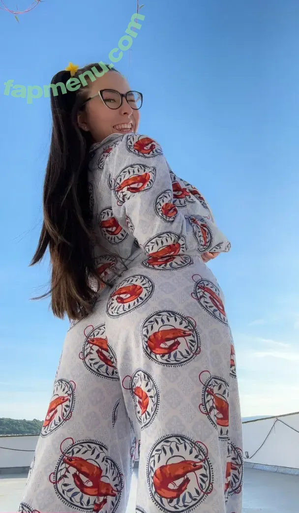 emilyhill nude photo #1024 (emilyhillxoxo)