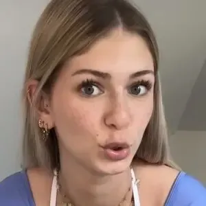 Emilylior nude photo #0017