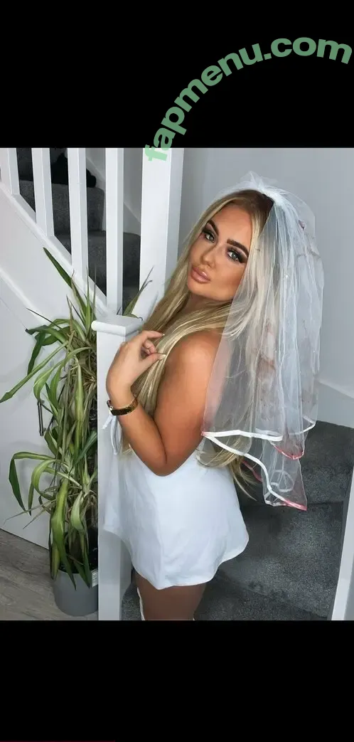 emilymarlor nude photo #0020 (emilymarlor)