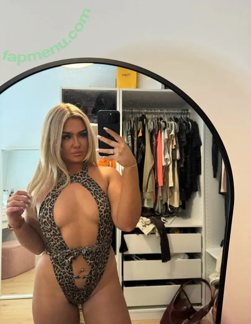 emilymarlor nude photo #0027 (emilymarlor)