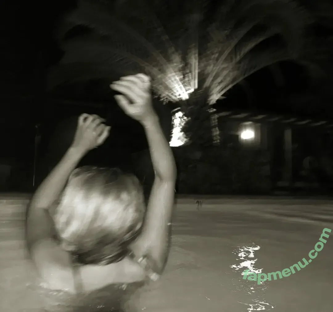 emilyosment nude photo #0018 (emilyosment)