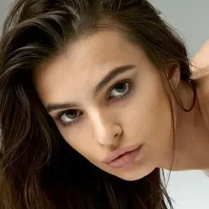 emilyratajkowski / Emily Ratajkowski / emrata nude photo #0008