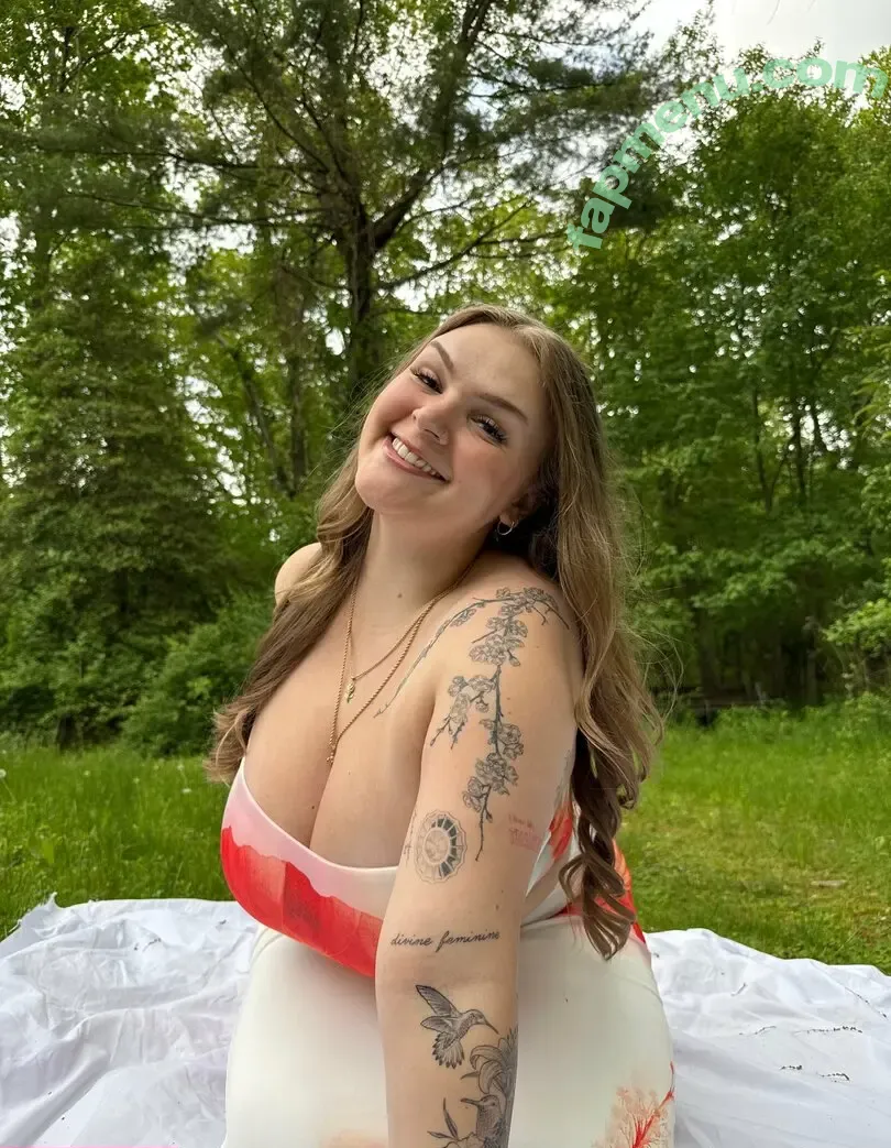 emilysmallssss nude photo #0008 (emilysmallssss)