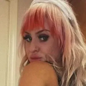 Emilysuckz / heyitsmeem nude photo #0003