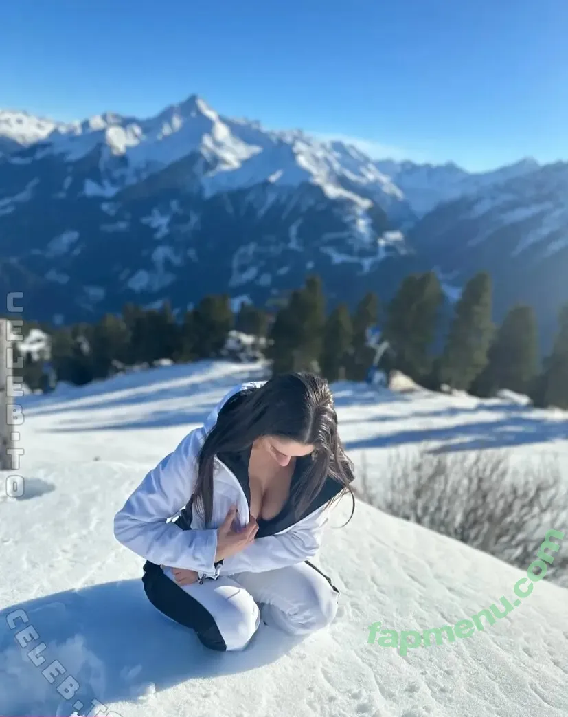 emilyvanxssa nude photo #0104 (emilyvanessa)