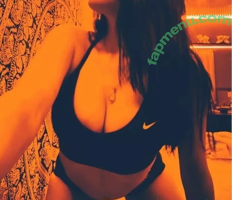 Emilyy Jayye nude photo #0009 (emilyjayepro / emilyyjayye)