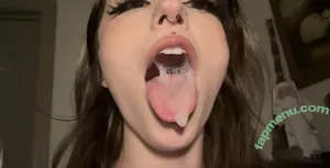 Emilyy Manson / spitreligion nude photo #0069