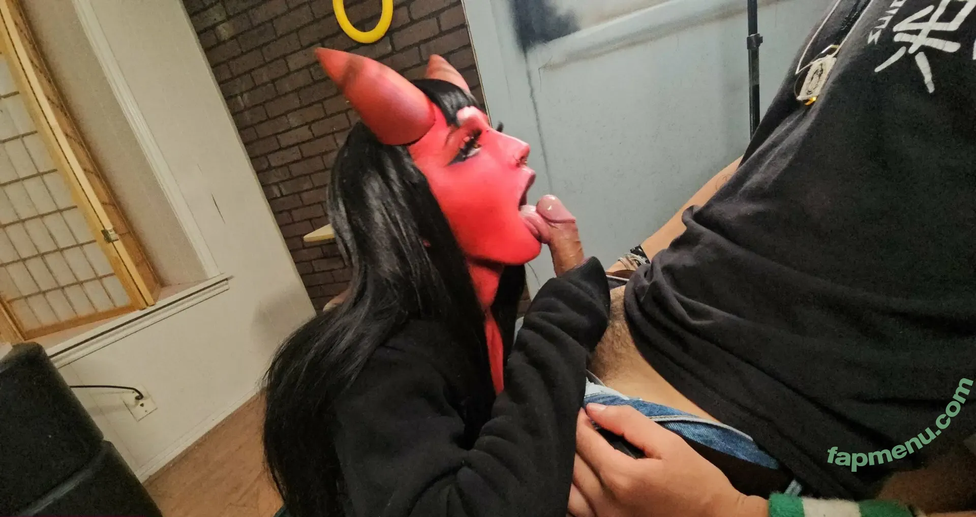 Emilyy Manson nude photo #0040 (spitreligion)