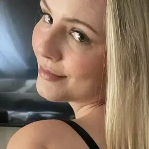 emilyy.parker / emilyyparker nude photo #0042