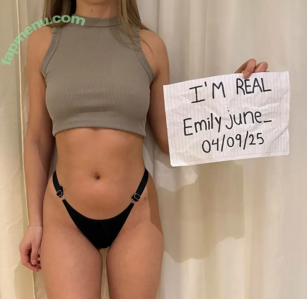 emilyyjune nude photo #0002 (emilyyjune)