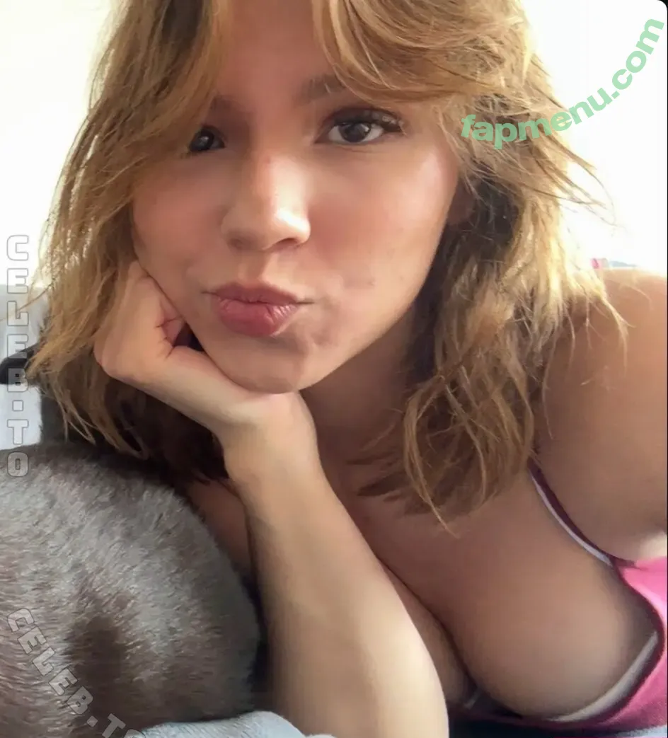 Emilyynl nude photo #0045 (Emilyynl)