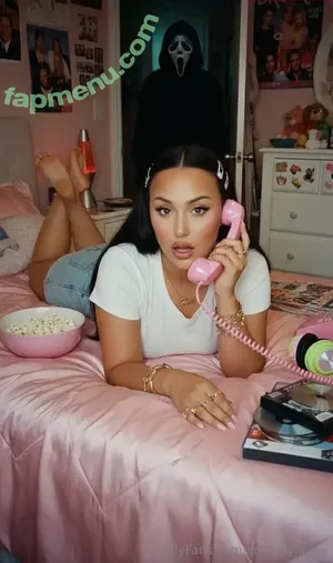 emilyyyjayyy / emmarosexxxo / realemilyyyjayyy nude photo #0159