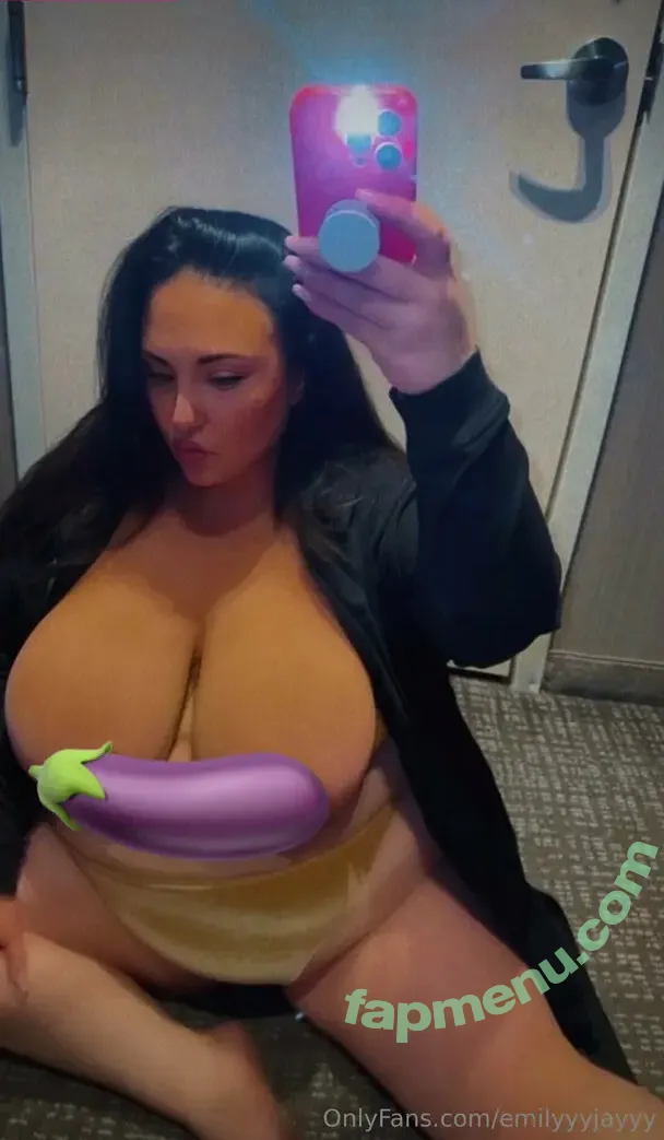 emilyyyjayyy nude photo #0122 (emmarosexxxo / realemilyyyjayyy)