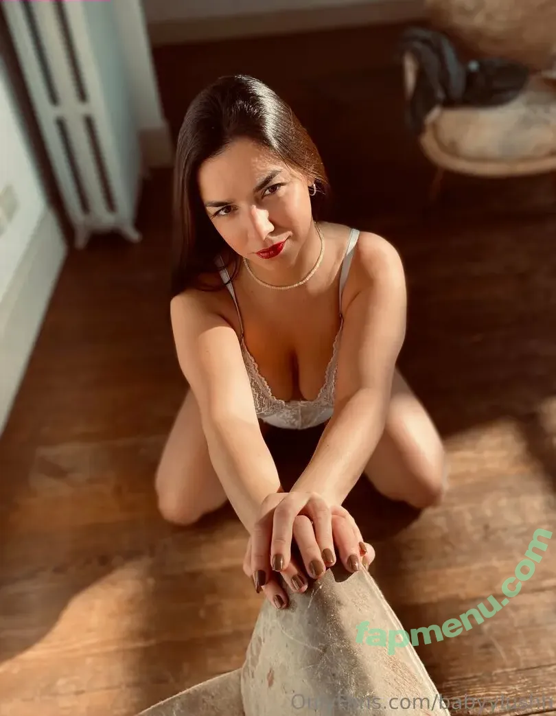 emilyyypink nude photo #0009 (emilyyypink)