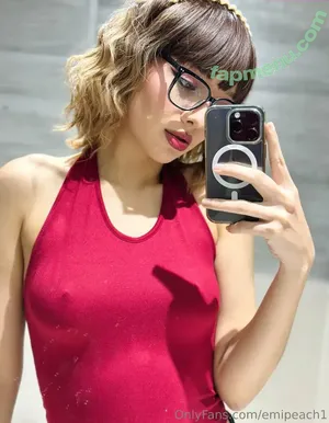 emipeach1 / reel nude photo #0027