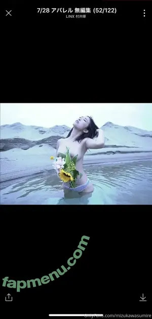 Emiri Momata / emirimomota / mizukawasumire nude photo #0077