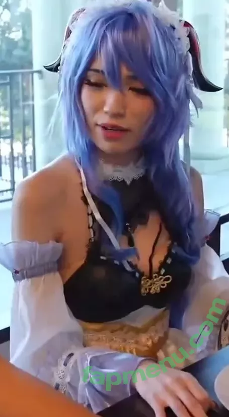 Emiru nude photo #1995 (emiru.jpg)