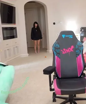 Emiru / emiru.jpg nude photo #2514