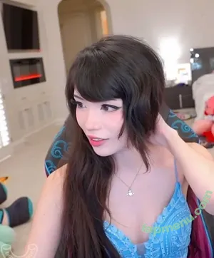 Emiru / emiru.jpg nude photo #2522