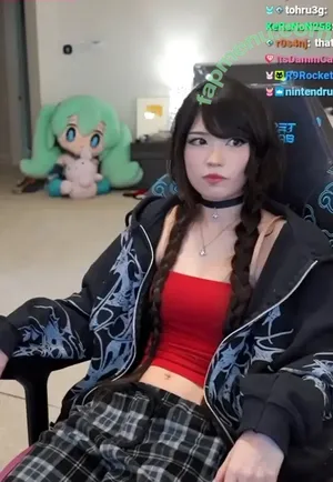 Emiru / emiru.jpg nude photo #2625