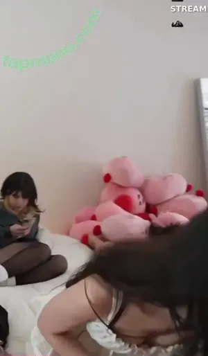 Emiru / emiru.jpg nude photo #2641