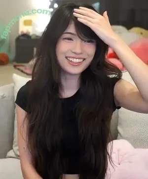 Emiru / emiru.jpg nude photo #2919