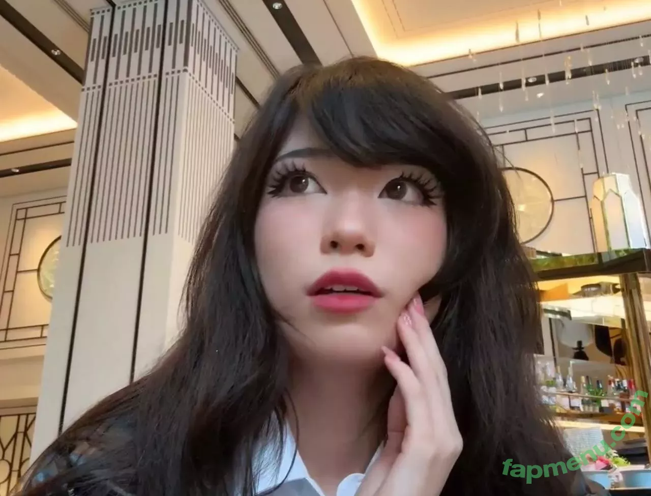 Emiru nude photo #2043 (emiru.jpg)
