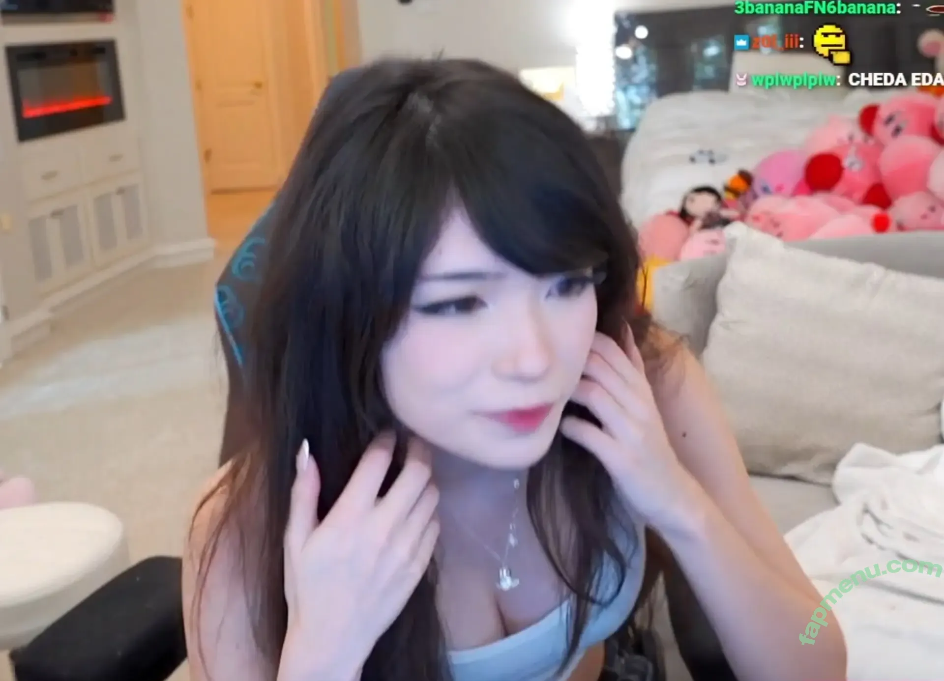 Emiru nude photo #2557 (emiru.jpg)