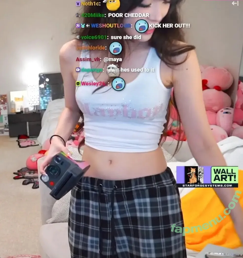 Emiru nude photo #2560 (emiru.jpg)