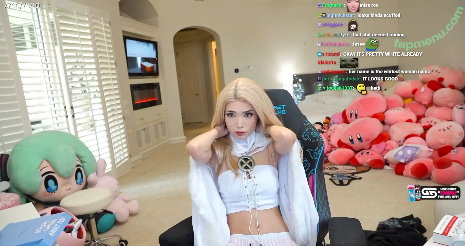 Emiru nude photo #2562 (emiru.jpg)