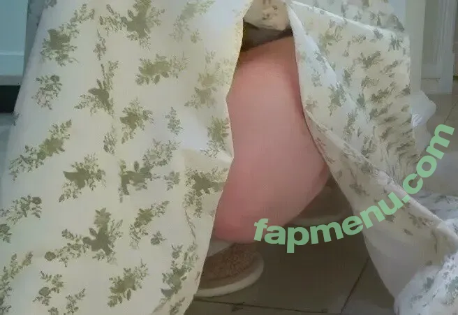 Emiru nude photo #2589 (emiru.jpg)