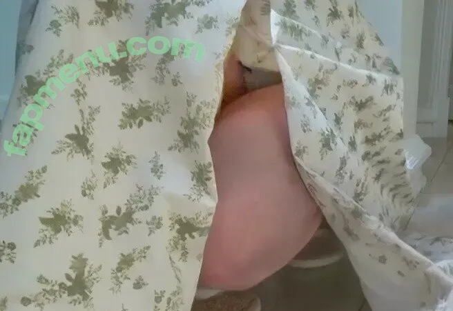 Emiru nude photo #2590 (emiru.jpg)