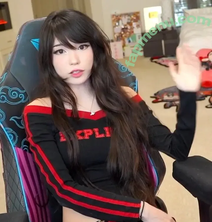 Emiru nude photo #2609 (emiru.jpg)