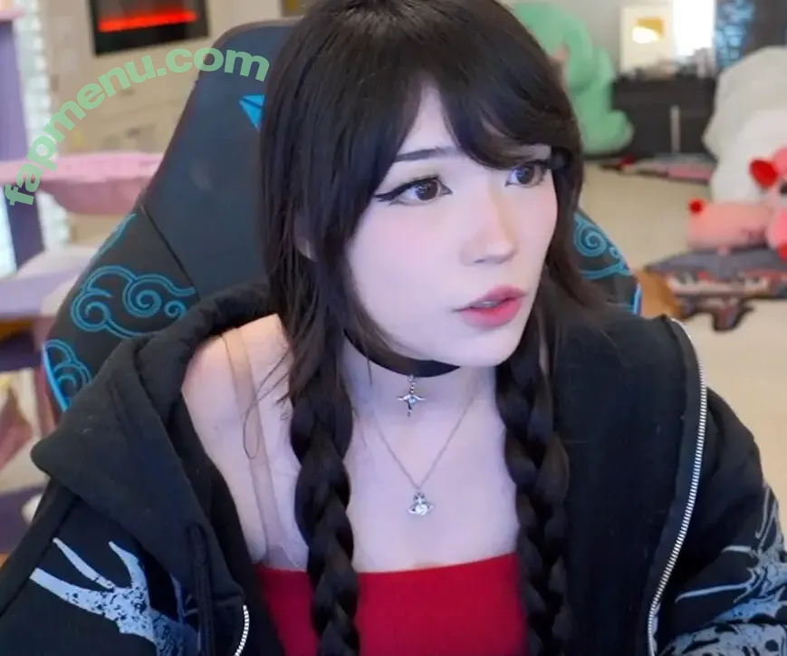 Emiru nude photo #2612 (emiru.jpg)