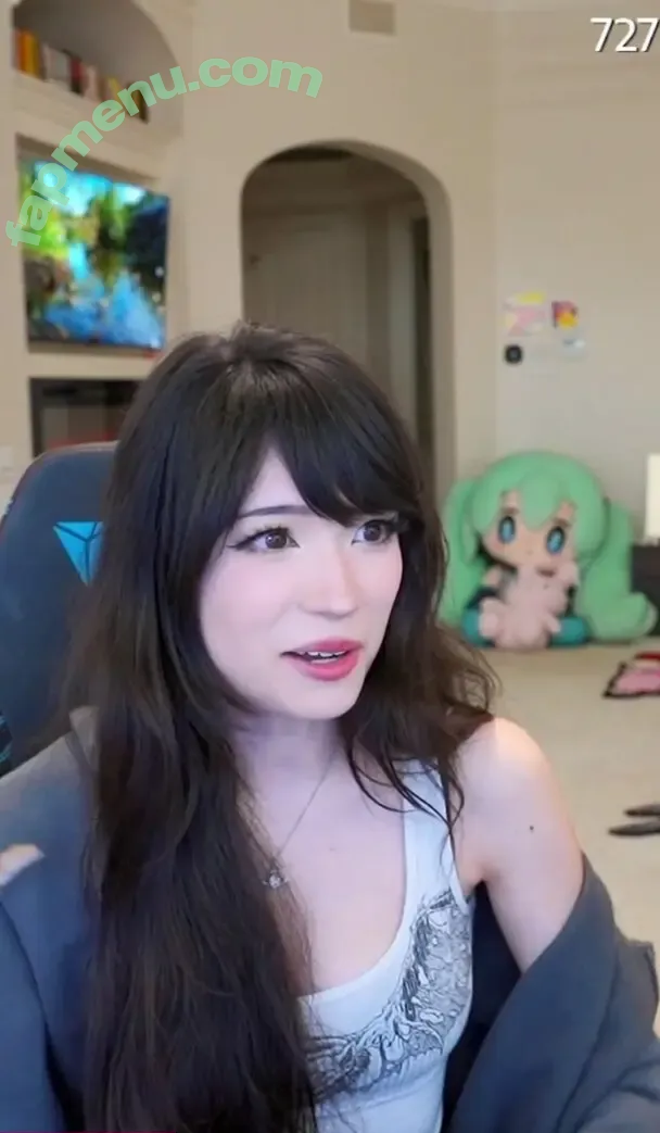 Emiru nude photo #2682 (emiru.jpg)