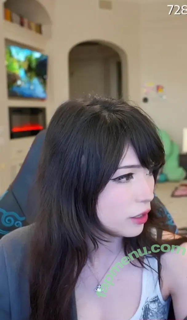 Emiru nude photo #2685 (emiru.jpg)