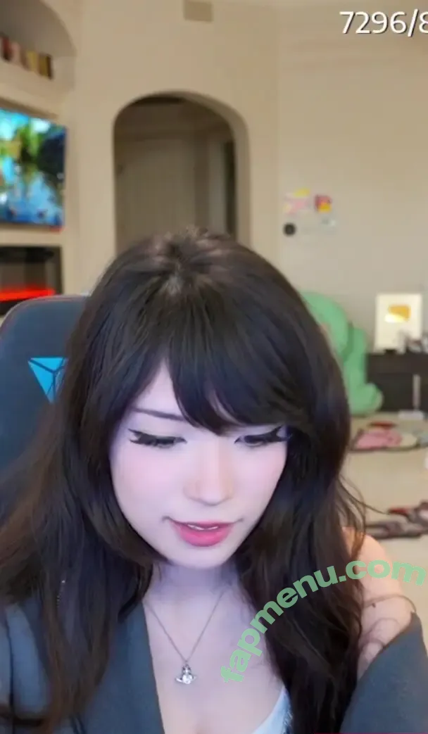 Emiru nude photo #2689 (emiru.jpg)