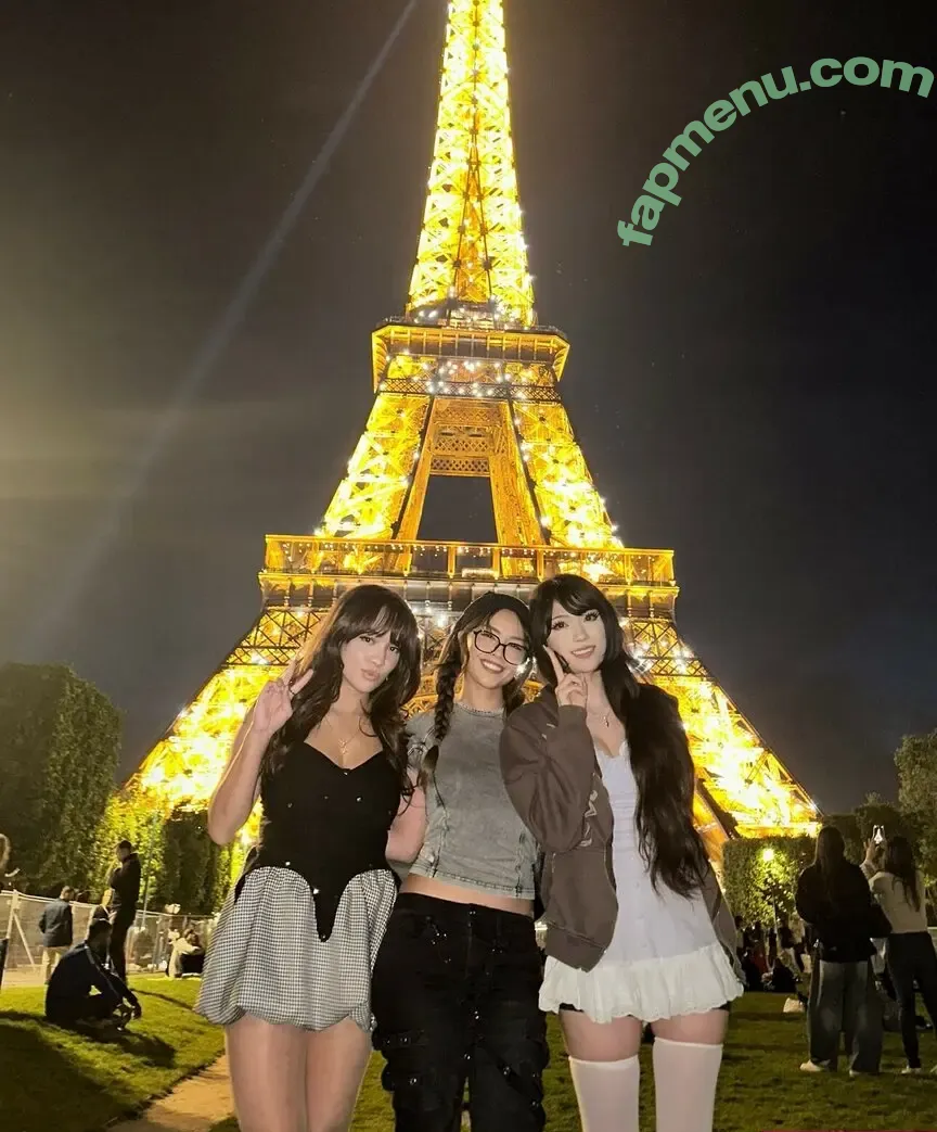 Emiru nude photo #2774 (emiru.jpg)