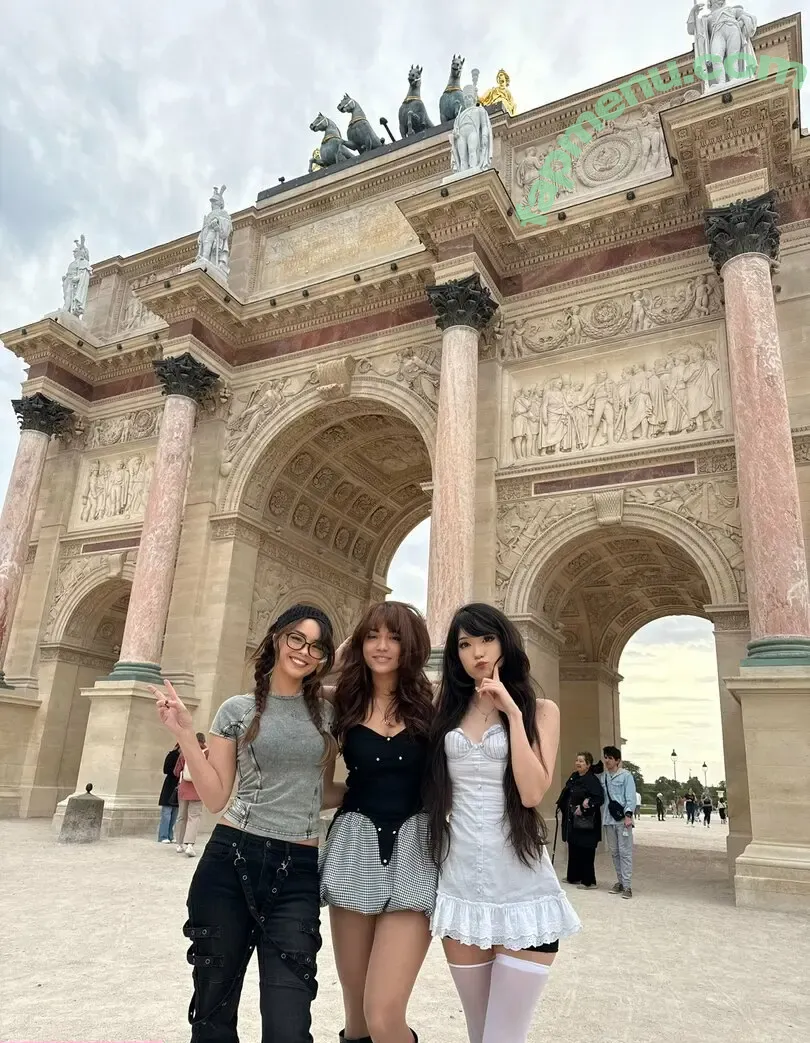 Emiru nude photo #2776 (emiru.jpg)