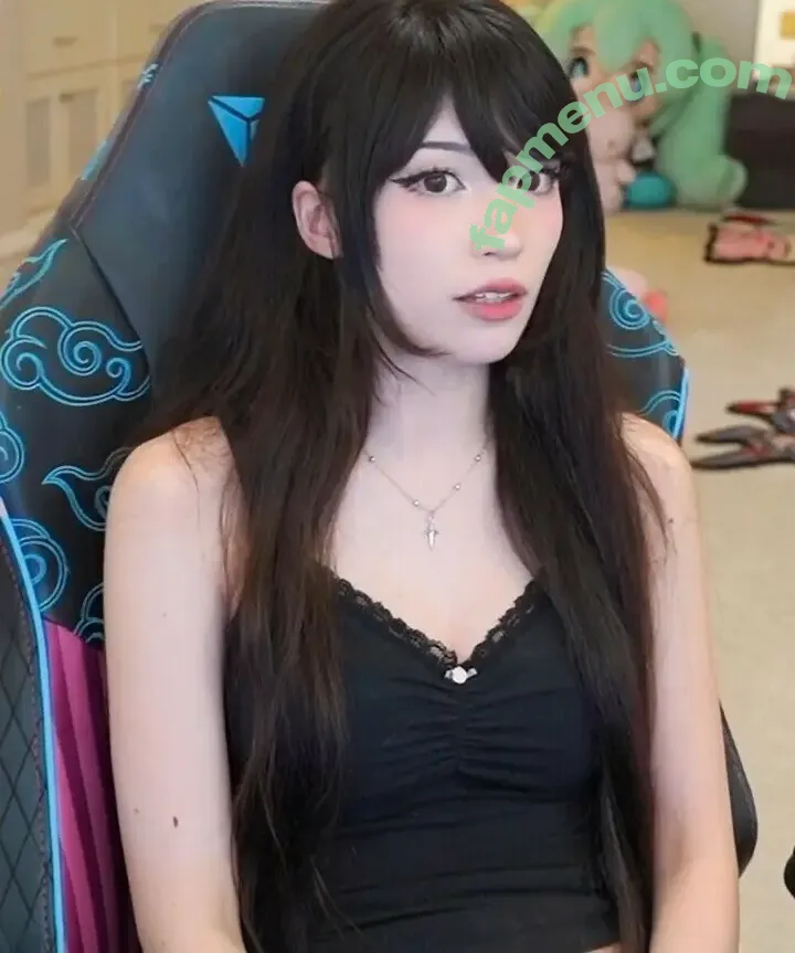 Emiru nude photo #2781 (emiru.jpg)