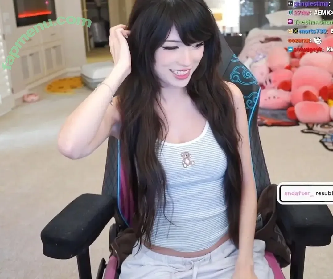 Emiru nude photo #2807 (emiru.jpg)